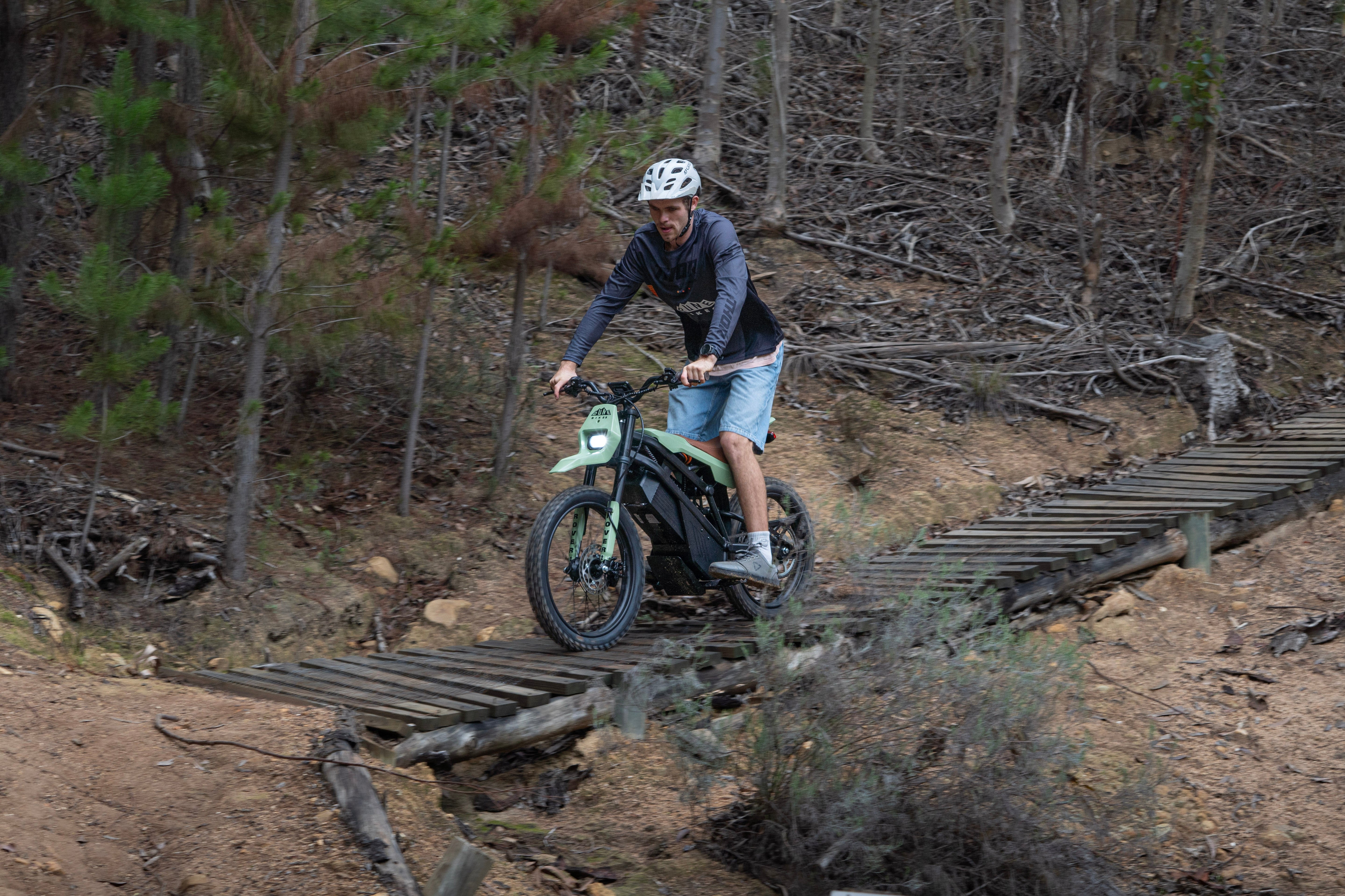Electric vs Petrol Dirt Bikes: Which Is Better?